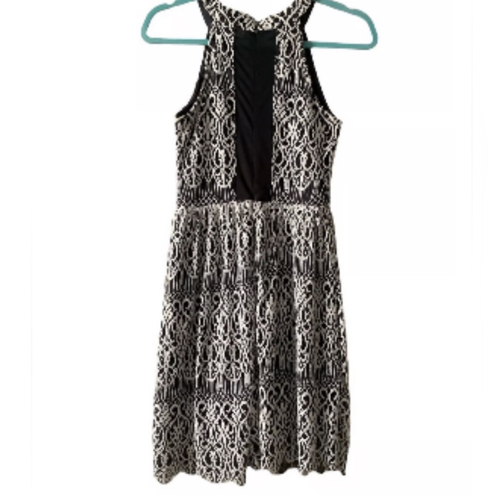 Gorgeous Altar'd state dress M black & white embroidery over a black knit Layer